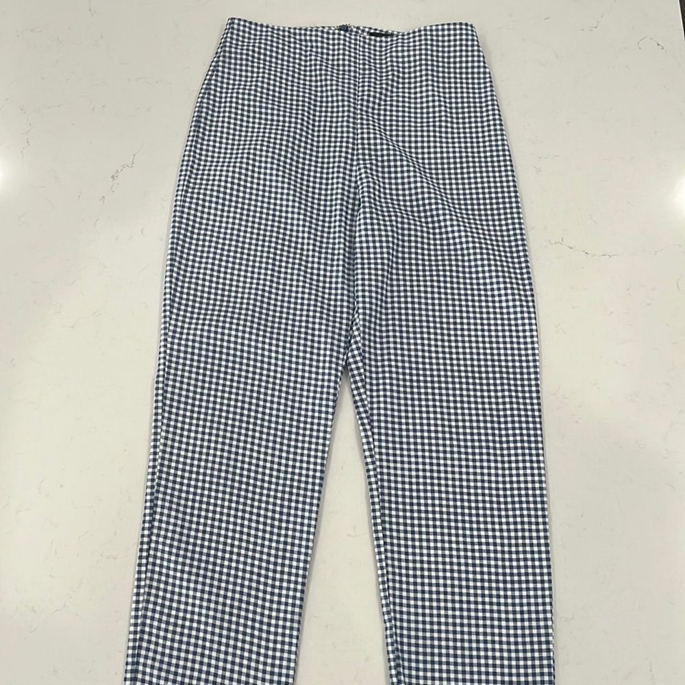 Lulus white/blue stretch capris - Picture 1 of 4